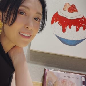 Akiko Hinagata Instagram - かき氷の美味しさに感激
悩んで選んだ２つ
違う味も絶対食べに来るよ！
#かき氷
#ホシのシズク