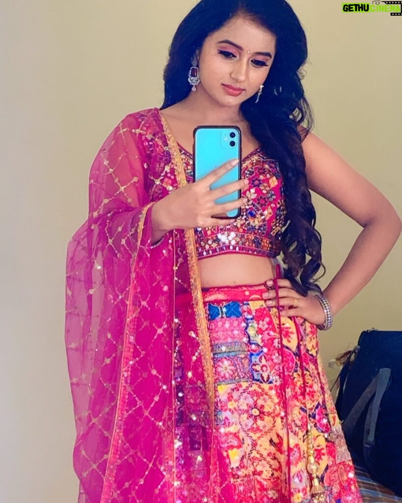 Akshaya Kandamuthan Instagram -