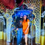 Akshitaa Agnihotri Instagram - Missing my laal peels mera yaara mera Neela @sumrinauae @djsketchdubai @montypanesarphotography 😍🥰 @dubai @visit.dubai @lovindubai #