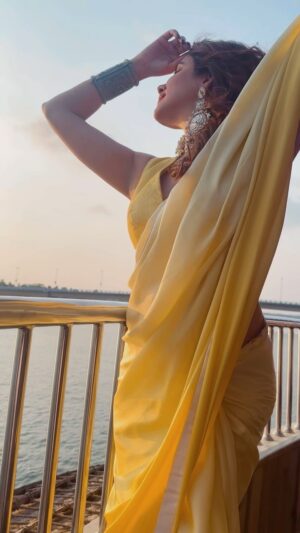 Akshitaa Agnihotri Instagram - You do you boo! #beyourself 

Wearing @harianandcouture 
Jewellery @sorayajewels.in 

@grandhyattkochi 

#beyou #loveypurself #value #yourself #akshitaaagnihotri #kerla #godsowncountry #cochin