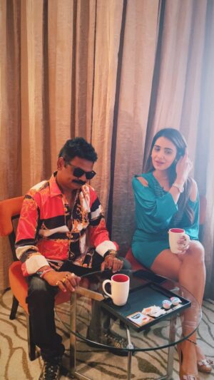 Akshitaa Agnihotri Instagram - Happy birthday @shantisul keep making us 😆 🫠

Conceptualised by @nauman4u9 
Shot @mohan.shetty.4 dada 😉

#shantisul #sul  #sul #internationalstar #birthday