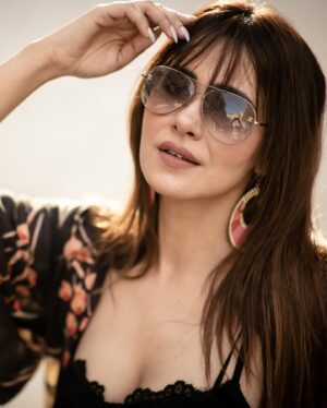 Akshitaa Agnihotri Instagram - Creating my own fairytale every day. 📖👑✨
.
.
.
Design by @sangeetakrishnani_fashion 
Shot by @asimsproductionfilms 
Bustier : hnm
#dubai #bohemian #digi print