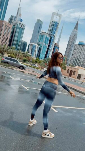 Akshitaa Agnihotri Instagram - Stay strong, Stay Focused @officialaestheticbodies @farhankhanfit 💪🙂‍↔️
.
.
.
#activewear #fitness #gymwear #sportswear #leggings #fitnesswear #gym #fashion #workout #yoga #fitnessmotivation #nike #jordans #dubai #akshitaaagnihotri #yogawear #apparel #clothingbrand #clothing #yogapants #sportwear #athleisure #sports #tracksuit  #style #activelifestyle #fit #sport #fitnessgirl #activewearfashion
