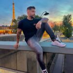Alain Rocben Instagram - Il y a toujours une paire avec laquelle tu préfères voyager 🚝🧳👟... @w6yz_life_france @w6yz_official #shoes #fashion #style #sneakers #love #shopping #nike #moda #shoesaddict #instagood #heels #like #jordan #ootd #outfit #onlineshopping #dress #follow #bags #fashionblogger #instagram #adidas #model #fashionstyle #instafashion #stylish #clothes #fashionista #photooftheday #sneakerhead
