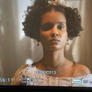 Alana Cabral Instagram - Novela” Nos tempos do Imperador”
Minha primeira vilã!
E o primeiro a gente nunca esquece!
E aqui, estamos começando a semana com babadooo!!! Será que Zayla vai conseguir o que quer??
.
.
.
#zayla #nostemposdoimperador #novela #noveladas6 #redeglobo #tvglobo #alanacabral #atriz #artista #heslainevieira #produção