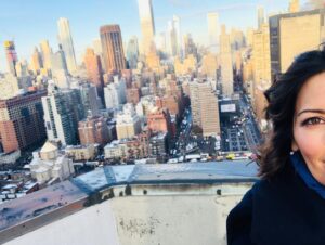 Alana de la Garza Instagram - This is why I don’t take selfies 😂 #Fail #MeandNYCsorta #FBICBS