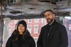 Alana de la Garza Instagram - New episode of #fbicbs Don’t miss it! @fbicbs #fbifam