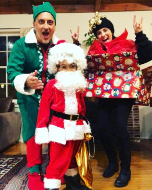 Alanna Ubach Instagram - MERRY MERRY CHRISTMAS!! Oxoxooxoxoxxo #mysonwantedtobesantafor halloweenandweranwithit!