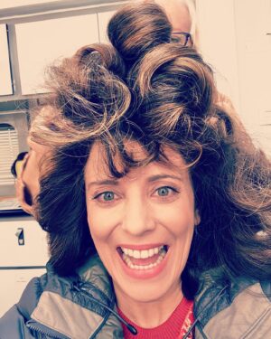 Alanna Ubach Instagram - Just another high-haired glamorous day at the office! 🧨🧨🧨