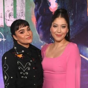 Alaqua Cox Instagram - The most memorable night of my life🩷

All episodes of Echo are now streaming on Disney  and Hulu!🦿🤟🏼

Hair: @brianfisherhair 
M/U: @storyofmailife 
Stylist: @laura_sophie_cox