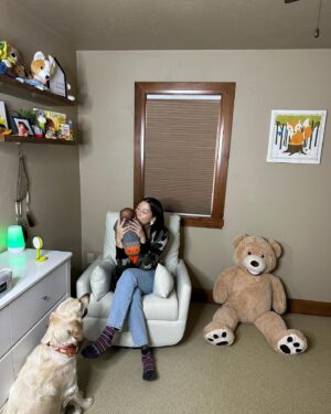 Alaqua Cox Instagram - In love with the @lollipopbabycamera 🍭Great video quality & super easy to use. One of my favorite features is probably a crying detection which is great for me as a deaf mom🤟🏼
Use code ‘Cox1’ for $10 off💚  #lollipopbabycamera #lollipopfam