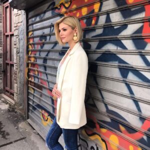 Alara Bozbey Instagram - @parlaquestyling 💜