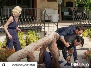 Alara Bozbey Instagram - #Repost @dolunaydizistar (@get_repost)
・・・
Sizce Ferit'i böyle sinirlendiren ne? @startv  #CanYaman #HakanKurtaş #AlaraBozbey #NecipMemili