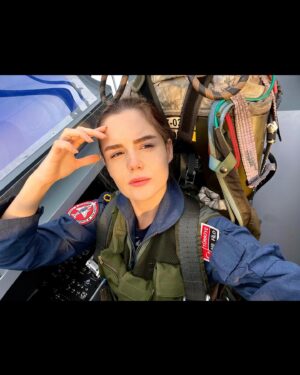 Alara Turan Instagram - “Hür” şimdi tüm bölümleriyle @tabii de yayında. 
Ne güzel insanlarla tanıştım, ne güzel deneyimdi… Emeği geçen herkese selam olsun. 🫡