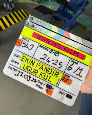 Alara Turan Instagram - “Hür” şimdi tüm bölümleriyle @tabii de yayında. 
Ne güzel insanlarla tanıştım, ne güzel deneyimdi… Emeği geçen herkese selam olsun. 🫡