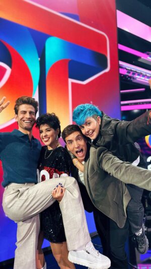 Alejandra Castelló González Instagram - Me da mucha pena que se vaya cualquiera de las dos! #violeta #denna #otaldia #ot2023 #operaciontriunfo