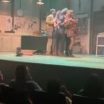 Alejandra Barros Instagram - Los quiero Chiques!!!! @palyoficial @faisirrito @juanmartinj @escaperoomobra Nos vemos de viernes a domingo en el Nuevo Teatro Libanés! 🎭