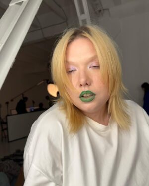 Alena Shvidenkova Instagram - 🐸🐸🐸