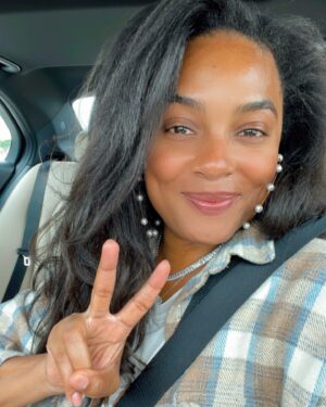 Alesha Renee Instagram - hair flowing … skin glowing .. Proof of life post ❤️