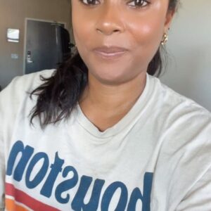 Alesha Renee Instagram - there’s no drama here folks .. i just shared what i had hoped would encourage you to keep pushing despite others … smh