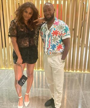 Alesha Renee Instagram - after “ charger gate” mission accomplished thank you bro @lamorne ❤️🐝🐝🐝 #renaissance #family God got us !