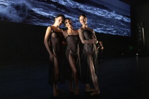 Alessandra Ferri Instagram - Just one week away from the opening night of the revival of WoolfWorks with the Royal Ballet at the royal Opera House .
It fills me with joy to pass on the extraordinary role of Virginia Woolf to 
two of the most beautiful ballerinas :
Marianela and Natasha. I was SO lucky to be present creating the role and it is a real pleasure to see these two wonderful artists taking on the role and creating their Virginia.
Thank you Wayne for giving us such a gift . A truly unique and moving experience.  @marianelanunezofficial @natalia_osipova_official @studiowaynemcgregor @royal.ballet.london @royaloperahouse ph @dancersdiary