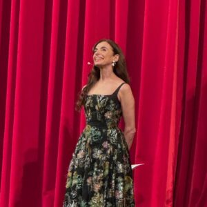 Alessandra Ferri Instagram - What a huge honor to receive the Life Achievement Award at the Prix de Lausanne. I was one of the winners in 1980 and it was the beginning of my wonderful artistic j journey.
Here are a few photos from the night with many wonderful loved friends …. And thank you @erdemlondon for an amazing dress💫