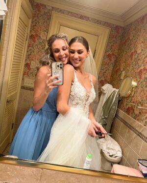 Alex-Anne Aubé-Kubel Instagram - It was perfect 👰🏻‍♀️🤵🏼‍♂️

Thank you @aubekubel @madison.aubekubel