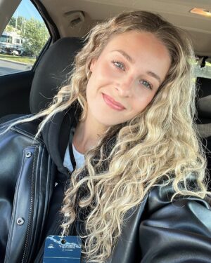 Alex-Anne Aubé-Kubel Instagram - Life lately. ☀️