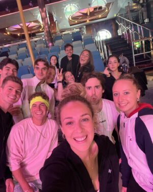 Alex-Anne Aubé-Kubel Instagram - A smooth sea never made a skilled sailor.🌊

#royalcaribbean #shiplife #dump #lifeatsea #waves #strongertogether #willybietakproductions #travel #cabincrawl #hurricanseason #mexico #atsea