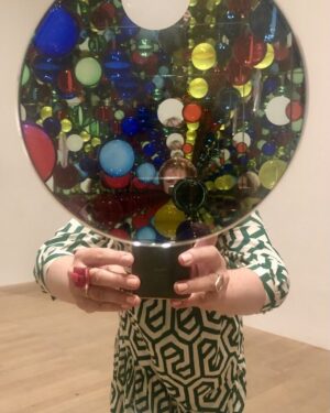 Alex Kingston Instagram - Kusama …… Trippy/Brilliance
