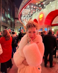 Alex Kingston Instagram - Had the most fab time at Moulin Rouge tonight!! How wonderful life is, come what may, it won’t be a bad romance….Go see it and live like tomorrow doesn’t exist!! xx