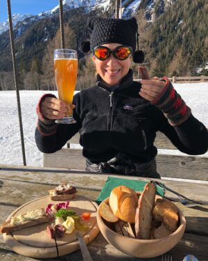 Alex Kingston Instagram - looking forward to the end of dry January and the start of social February…my New Years resolution is to be more active on Instagram. Keep an eye out for upcoming project teasers, behind the scenes content, and lots of dog pictures xx