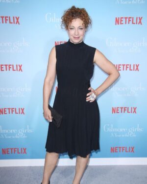 Alex Kingston Instagram - Had a fabulous time at the Gilmore girls premiere last Friday! It's a hilarious continuation of the beloved series and you should definitely take a look if you haven't already. Also look for me in episodes winter and spring ;) xoxo Alex