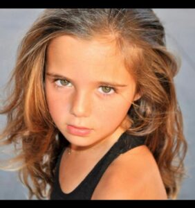 Actress Alexa Nisenson HD Photos and Wallpapers June 2024