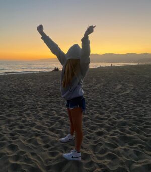 Alexa Nisenson Instagram - • lately •