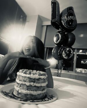 Alexa Nisenson Instagram - sweet • sixteen • in • nyc 🎂