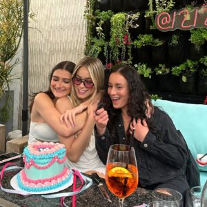 Alexa Blair Robertson Thumbnail - 4.5K Likes - Most Liked Instagram Photos