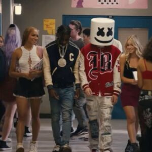 Alexa Blair Robertson Instagram - “Grown Man” @marshmello @808mafiaboss & Polo G music video out now! look for a familiar face🤭— thanks @cleartalentgroup for making this happen📚✏️🎓🚌📓👩‍🏫