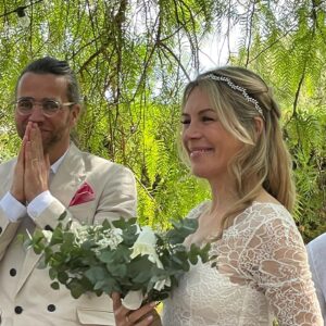 Alexandra Maria Lara Instagram - Liebste Uli, liebster P, es war so eine schöne Hochzeit und so wunderbare Tage, die wir mit Euch verbringen durften ❤️ #wishing #you #loveandlight