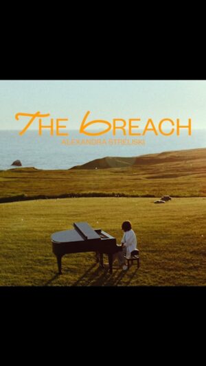 Alexandra Stréliski Instagram - The Breach ~ on Néo-Romance (OUT NOW 🤗) 

Tourné au coucher de soleil dans l’époustouflant paysage québécois des Iles-de-la-Madeleine 😍

Full video here: shorturl.at/prsCN

Réalisé par mon fidèle allié néo-romantique @baz33