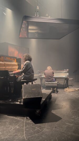 Alexandra Stréliski Instagram - Still thinking about when the collaboration of my dreams came to life ✨ Thank you Alexandra Stréliski & Patrick Watson for such an unforgettable performance 🎹🤍
.
.
.
#patrickwatson #alexandrastreliski #indiemusic #indielabel #montreal