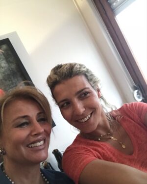 Alexandra Lencastre Instagram - … duas raparigas trabalhadoras e chefes de Família 🌸#joanadornelas40 🔝