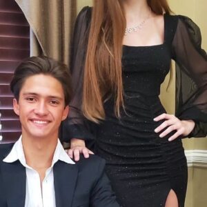 Alexis Arnold Instagram - Behind the scenes shooting a fun music video with my friends Zina and Tim Harrington. We had such a great time! Lots of laughs and it was such a beautiful location. Thank you Will LeBlanc #alexisarnoldactress #alexisarnoldmodel #alexisarnold #musicvideo #bts #plantation #texas #texasteen #teens #teenlife #models #actors #video #suit #fashion #style #couture #stairs
