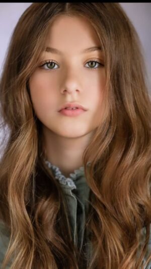 Alexis Arnold Instagram - The best & most beautiful things in this world cannot be seen nor touched, but are felt in the heart #love #friendship #kindness #happiness #strength #faith #beautiful #heart #hope #dreams #beautifulsoul #alexisarnoldactress #alexisarnoldmodel #alexisarnold