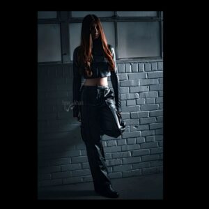 Alexis Arnold Instagram - Throwback Thursday to that time I worked with Heer Khan Photography. Her and her husband are such great photographers! Go checkout her work! #photographer #model #actress #sword #leather #dark #tough #fantasy #fantasyart #croptop #forever21 #longhair #underworld #vampire #vampireslayer #alexisarnold #alexisarnoldactress #alexisarnoldmodel