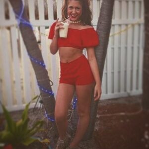 Alexis Eddy Instagram - Live music & Beach Bum Coolers 💋
Day off~ spent well. 😉
#beachlife