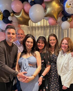 Ali Cobrin Instagram - My madre hosted the most special baby shower for me this past weekend at home in Chicago! She went above and beyond with balloons and center pieces and the most precious cake… all Twinkle Twinkle Little Star ⭐️ themed. It was so much fun, I feel so loved & I’m so excited for baby to join us this summer! Twinkle, twinkle little star, how we wonder what you are! 🥺🥰⭐️😭 
*
*
*
*
*
*
*
*
#pregnant #pregnancy #pregnantbelly #pregnantlife #pregnancyannouncement #pregnancyreveal #pregnancyjourney #pregnancyproblems #prego #pregobelly #pregoproblems #pregolife #babyshower #twinkletwinklelittlestar #summerbaby