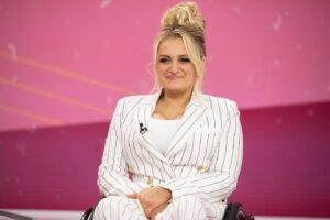 Ali Stroker Thumbnail - 3.3K Likes - Top Liked Instagram Posts and Photos