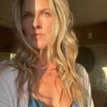 Ali Larter Instagram - Feeling the super moon, my friends? How’s everyone doing?